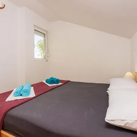Apartment Davor *