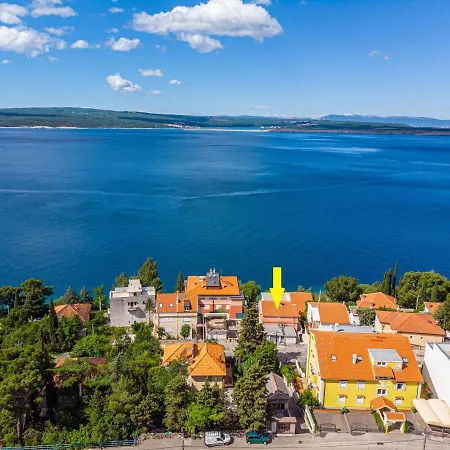 Apartament Davor
